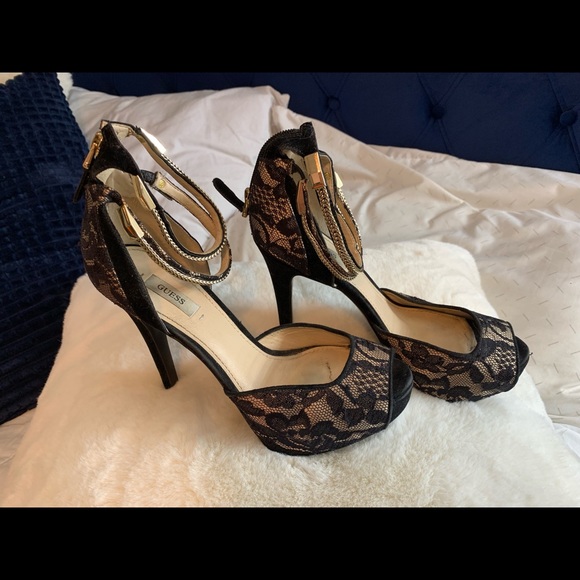 Heels - Picture 2 of 3